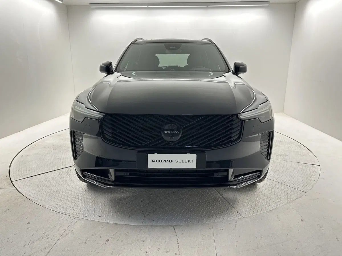 Volvo XC90 nuova a Bergamo (8)