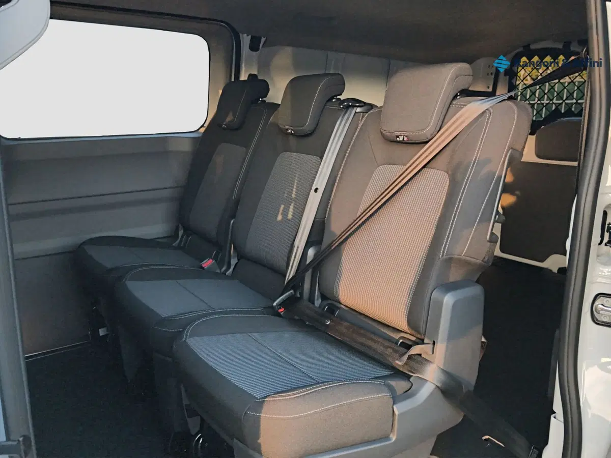 Volkswagen Veicoli Commerciali Transporter nuova a Brescia (12)