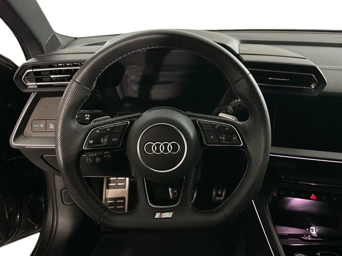 Audi A3 Sportback usata a Napoli (11)