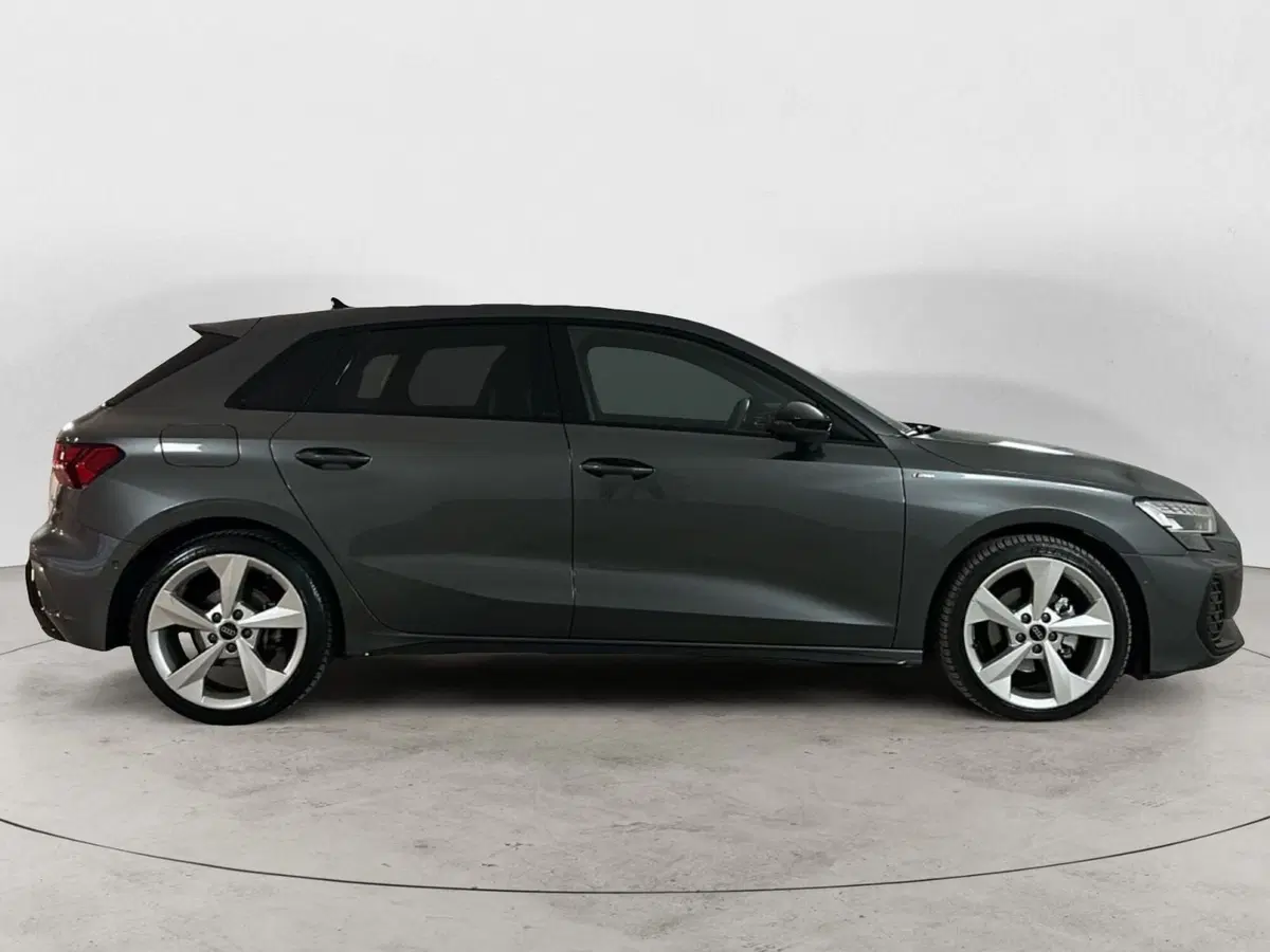 Audi A3 Sportback usata a Napoli (5)