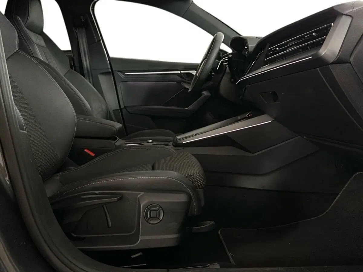 Audi A3 Sportback usata a Napoli (7)