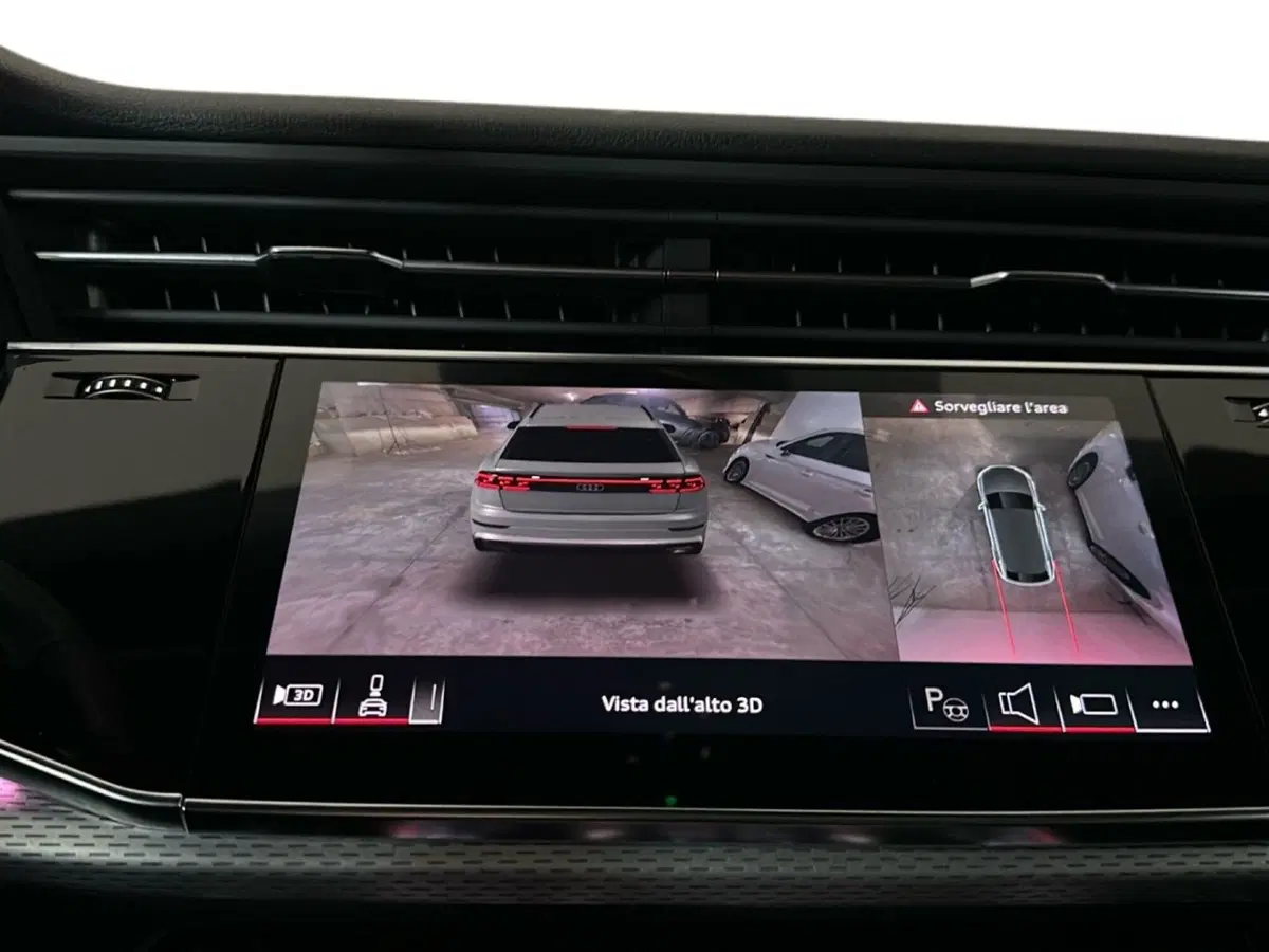 Audi Q8 usata a Napoli (16)