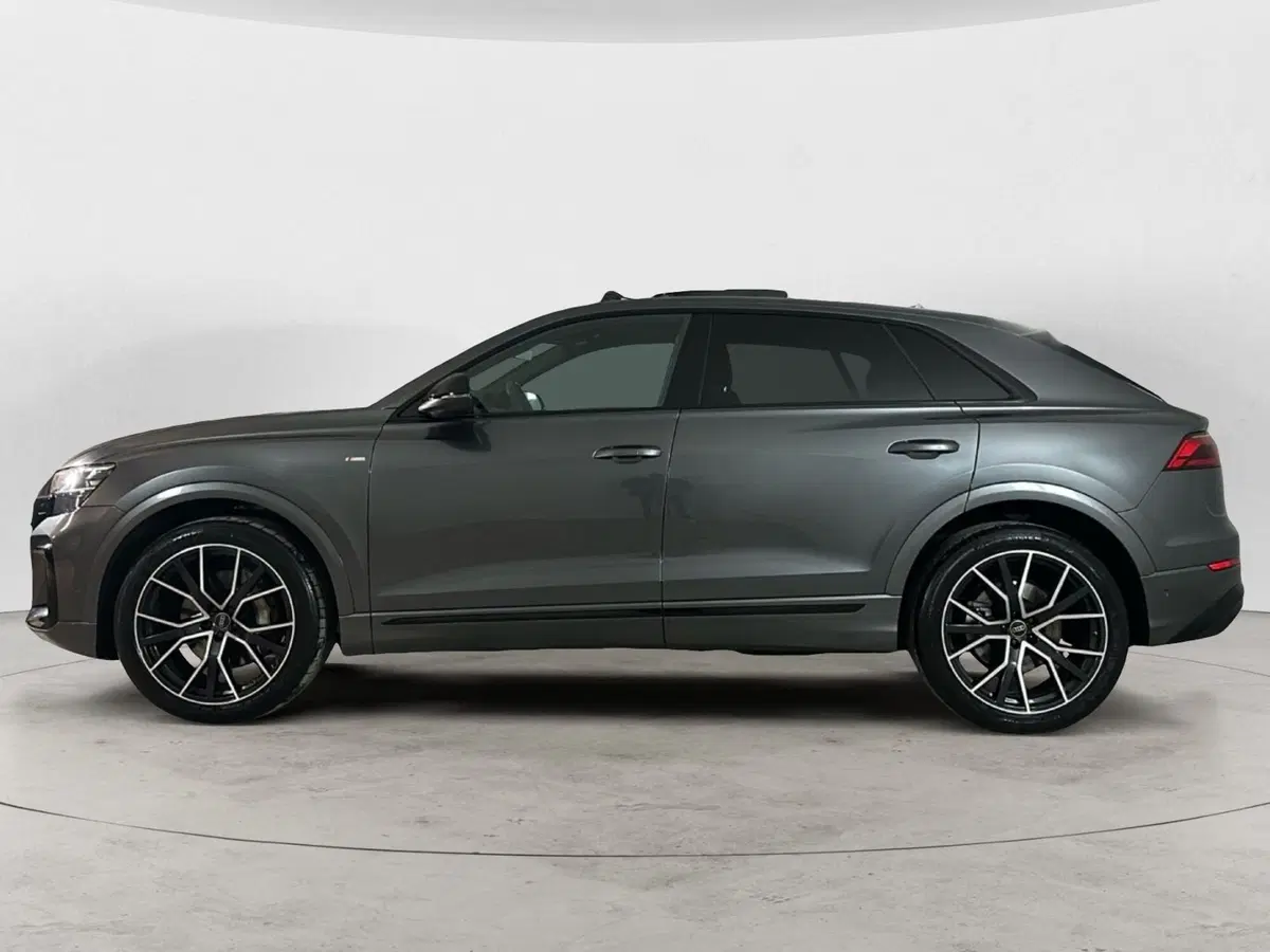 Audi Q8 usata a Napoli (3)