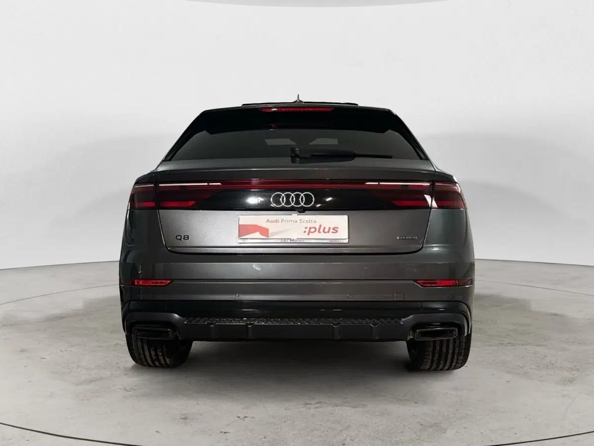 Audi Q8 usata a Napoli (7)