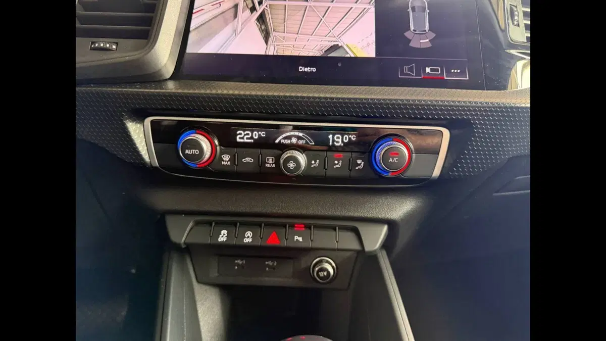 Audi A1 allstreet usata a Palermo (10)