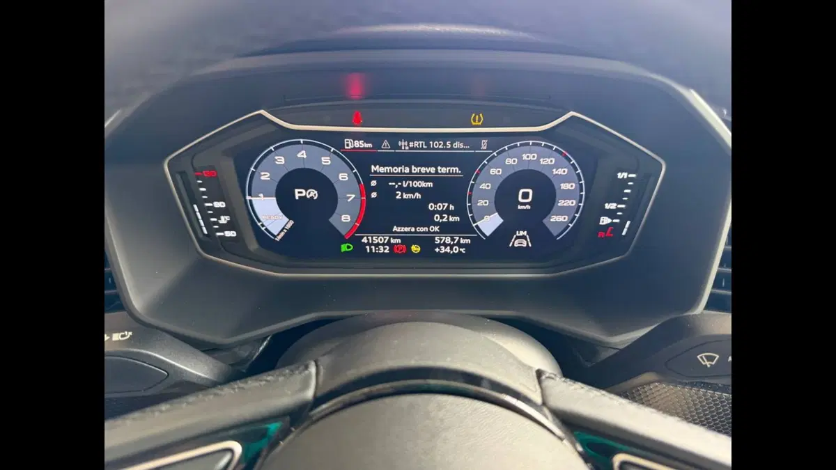 Audi A1 allstreet usata a Palermo (16)