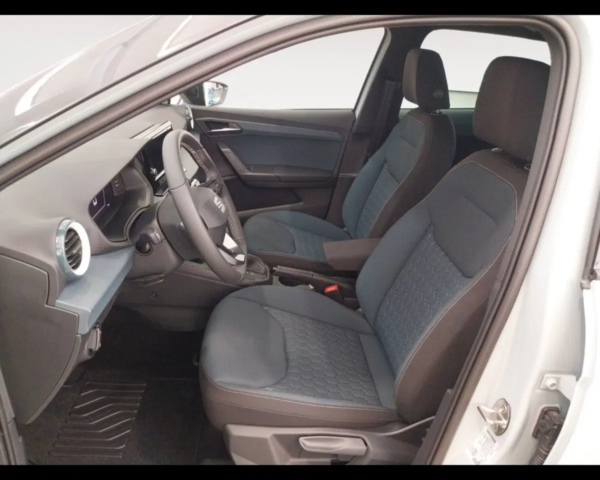 SEAT Arona usata a Forlì-Cesena (9)
