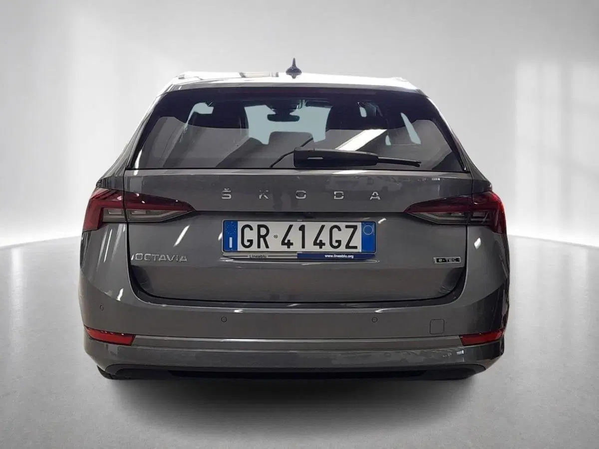 Skoda Octavia Station Wagon usata a Ravenna (4)