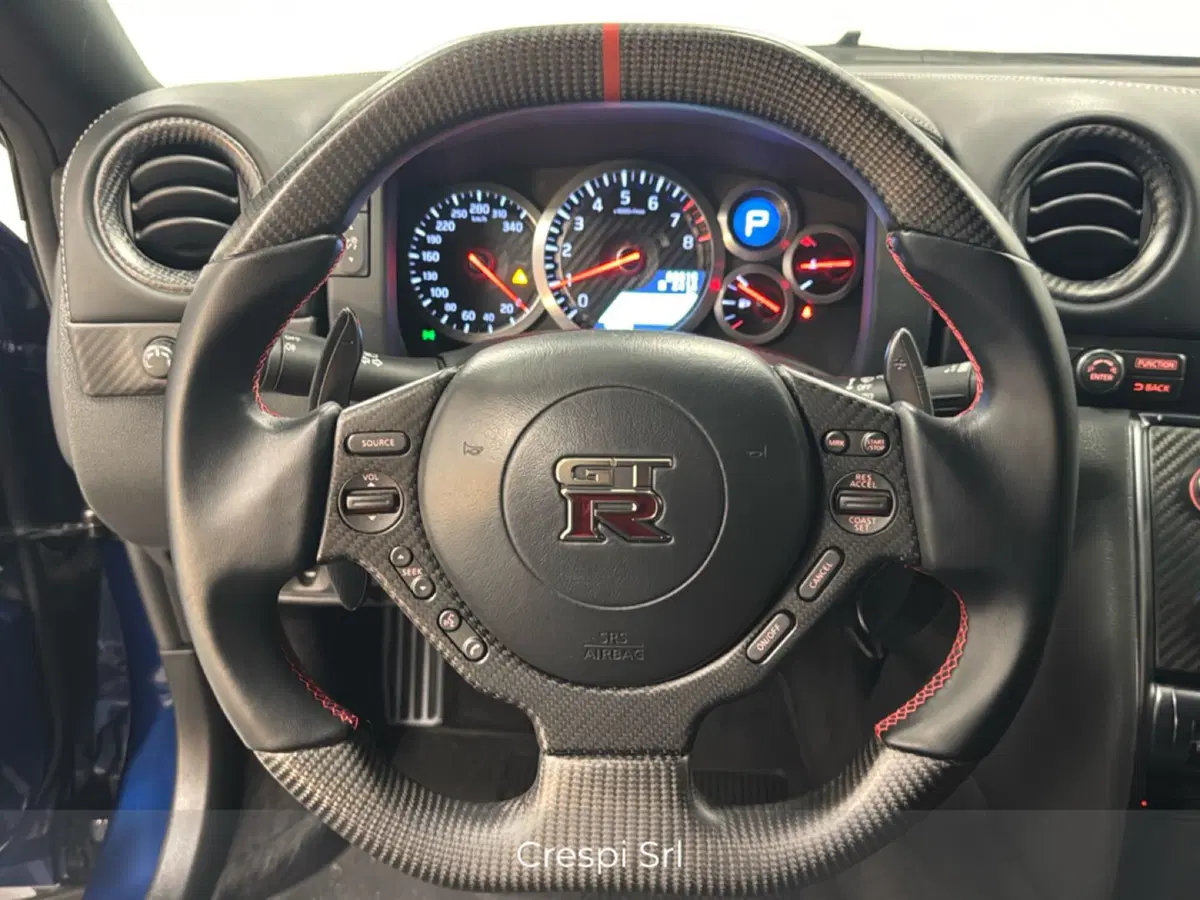Nissan GT-R usata a Varese (13)