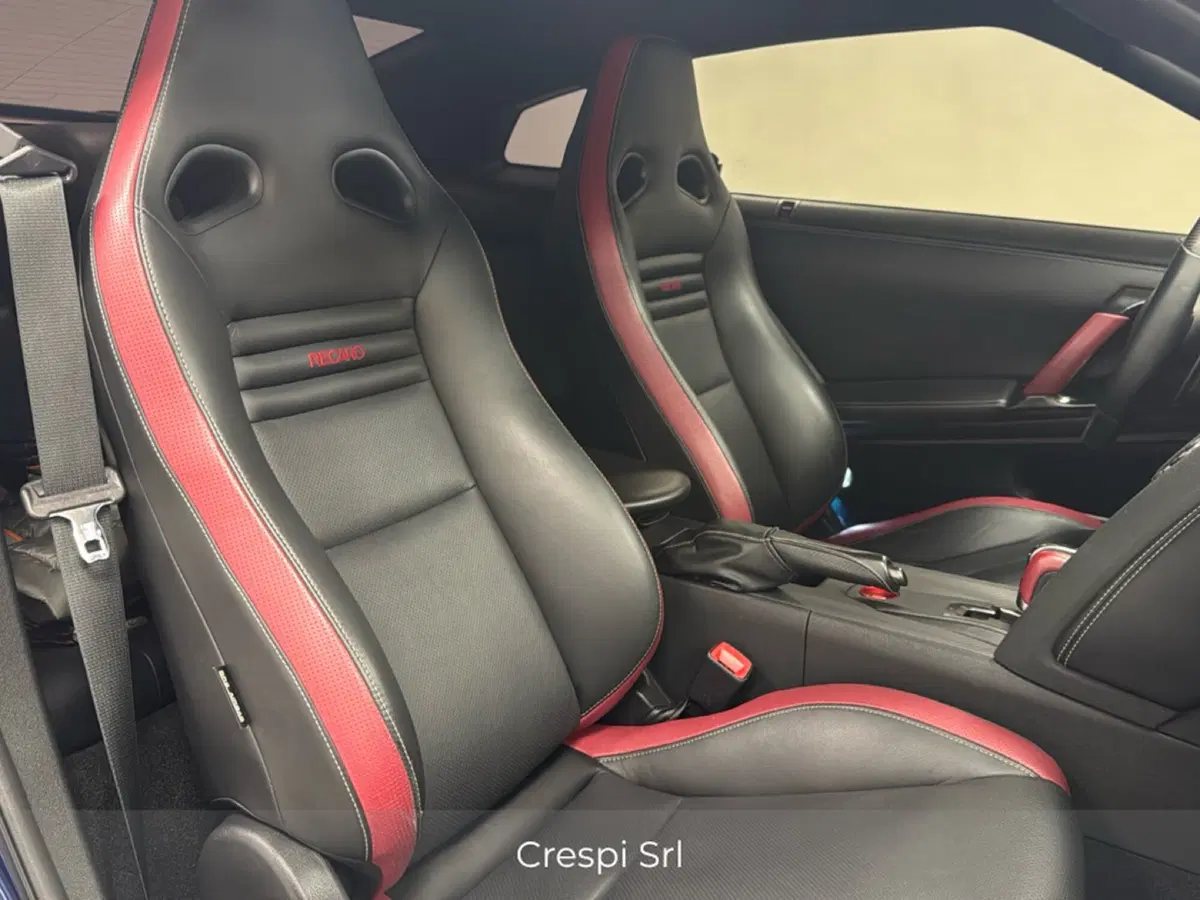 Nissan GT-R usata a Varese (14)