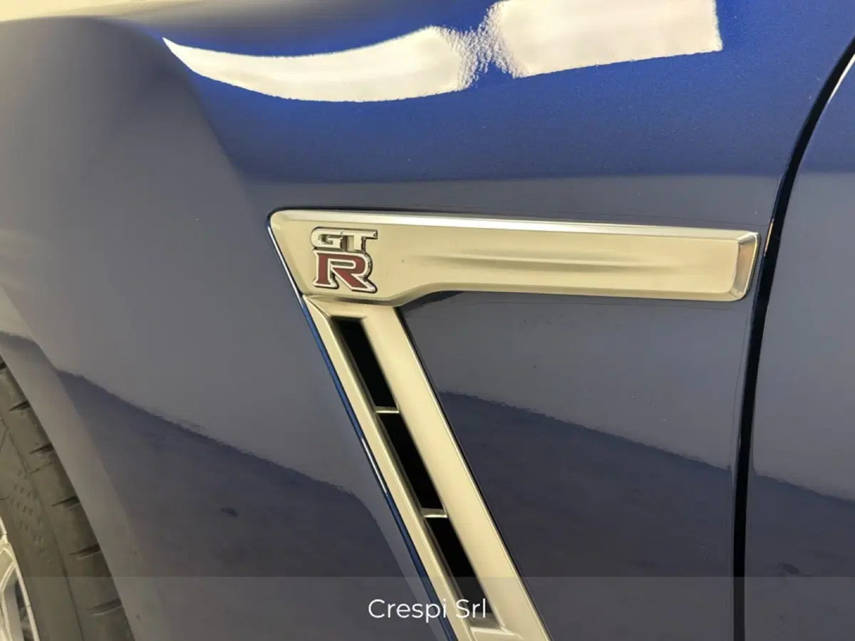 Nissan GT-R usata a Varese (17)