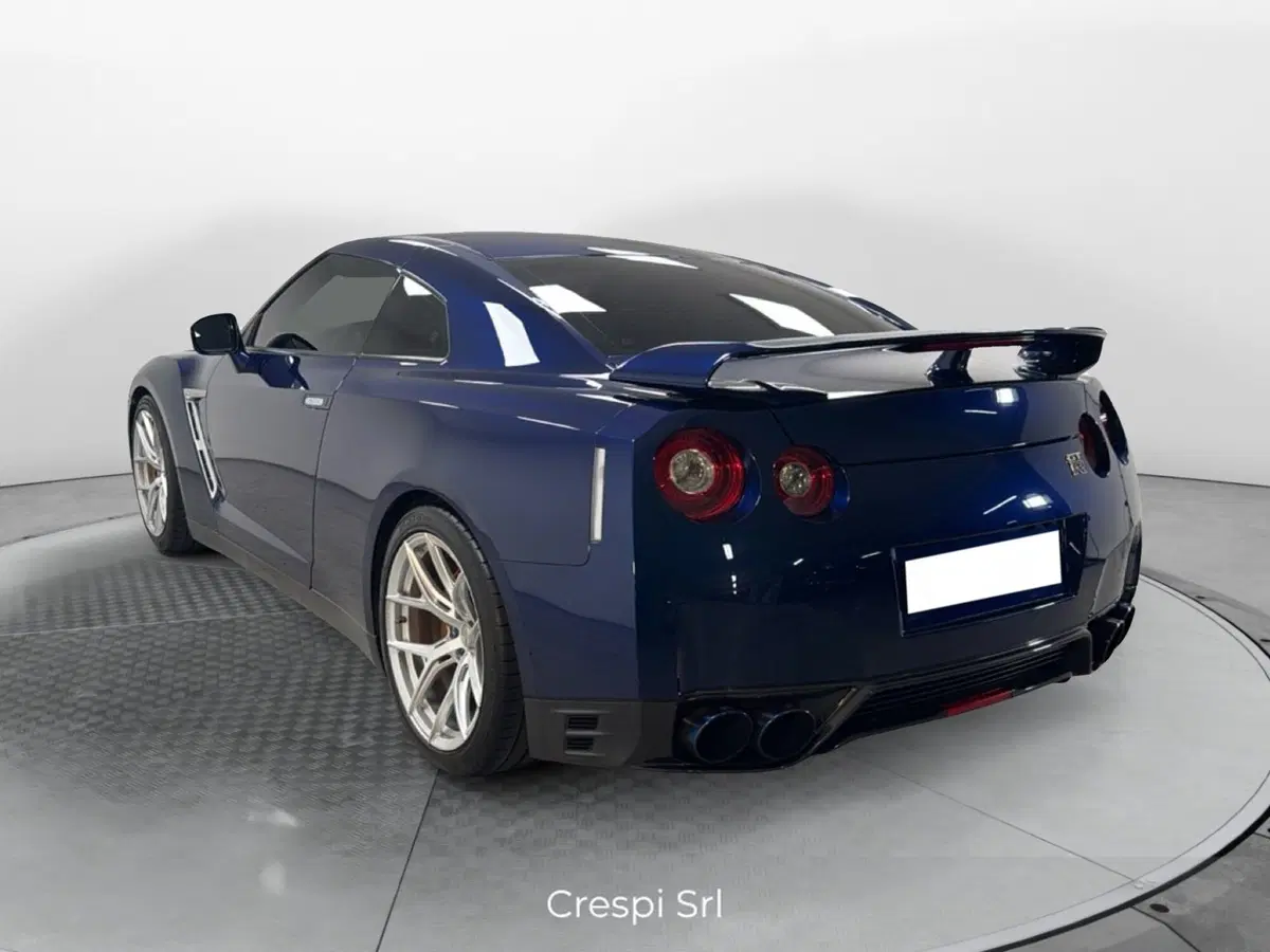 Nissan GT-R usata a Varese (4)