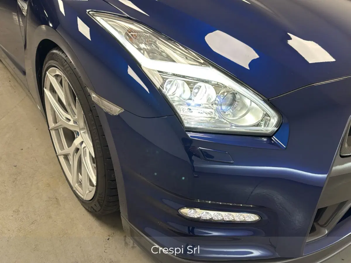 Nissan GT-R usata a Varese (8)