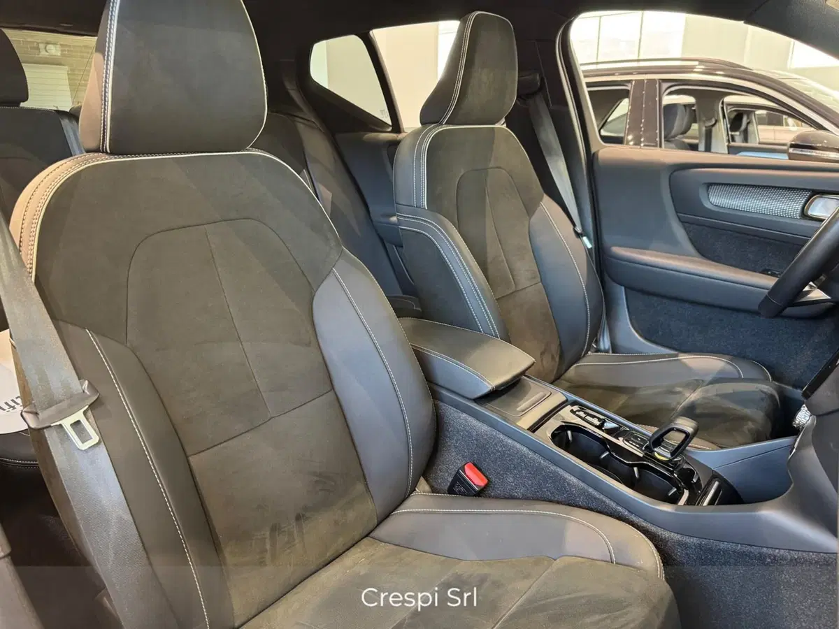 Volvo XC40 usata a Varese (12)