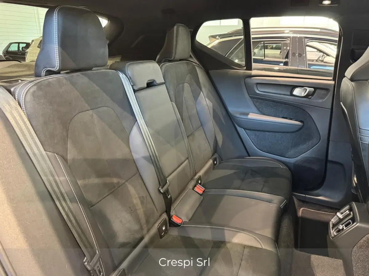 Volvo XC40 usata a Varese (13)