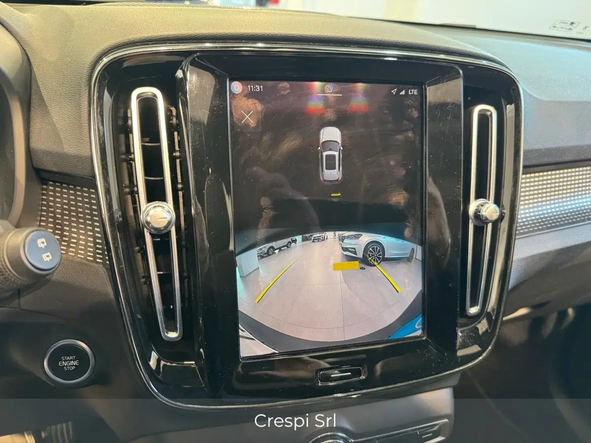 Volvo XC40 usata a Varese (15)