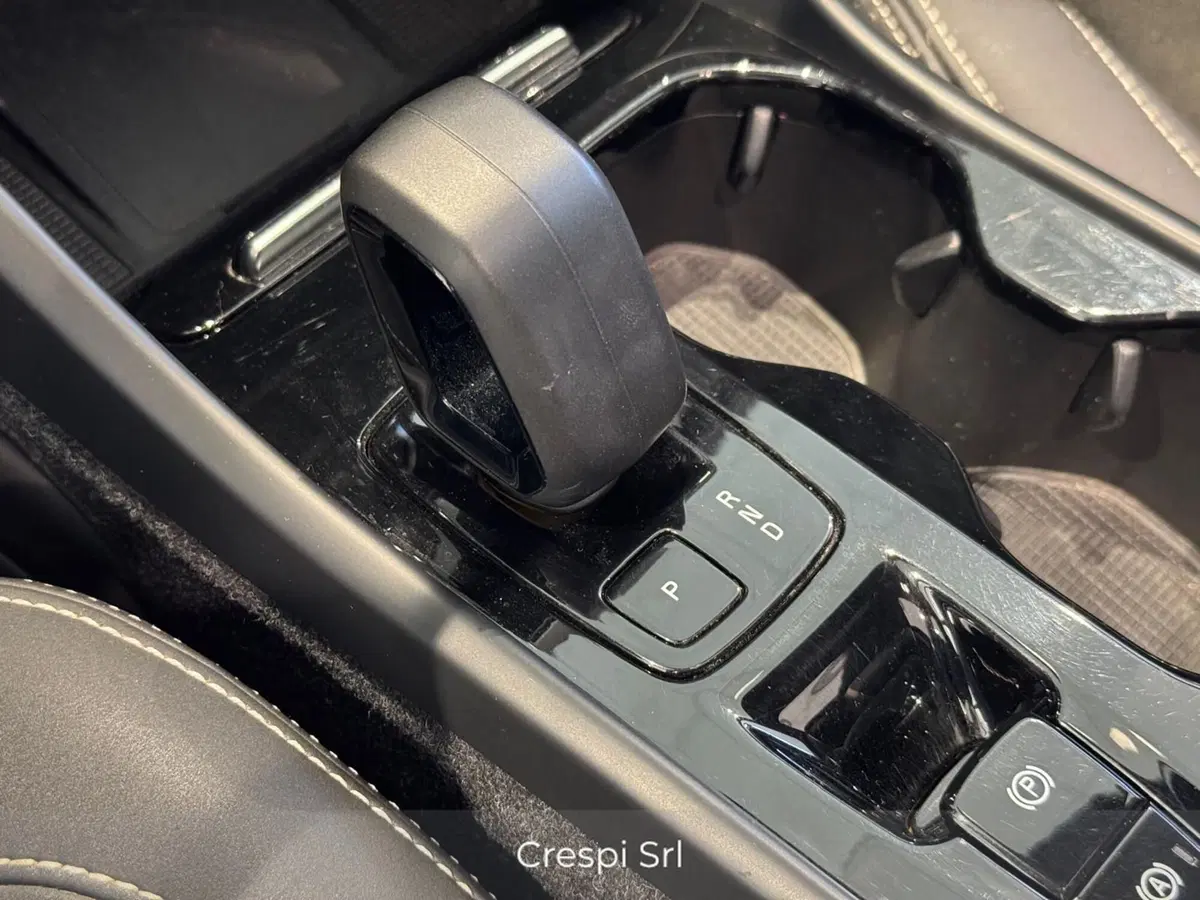 Volvo XC40 usata a Varese (16)