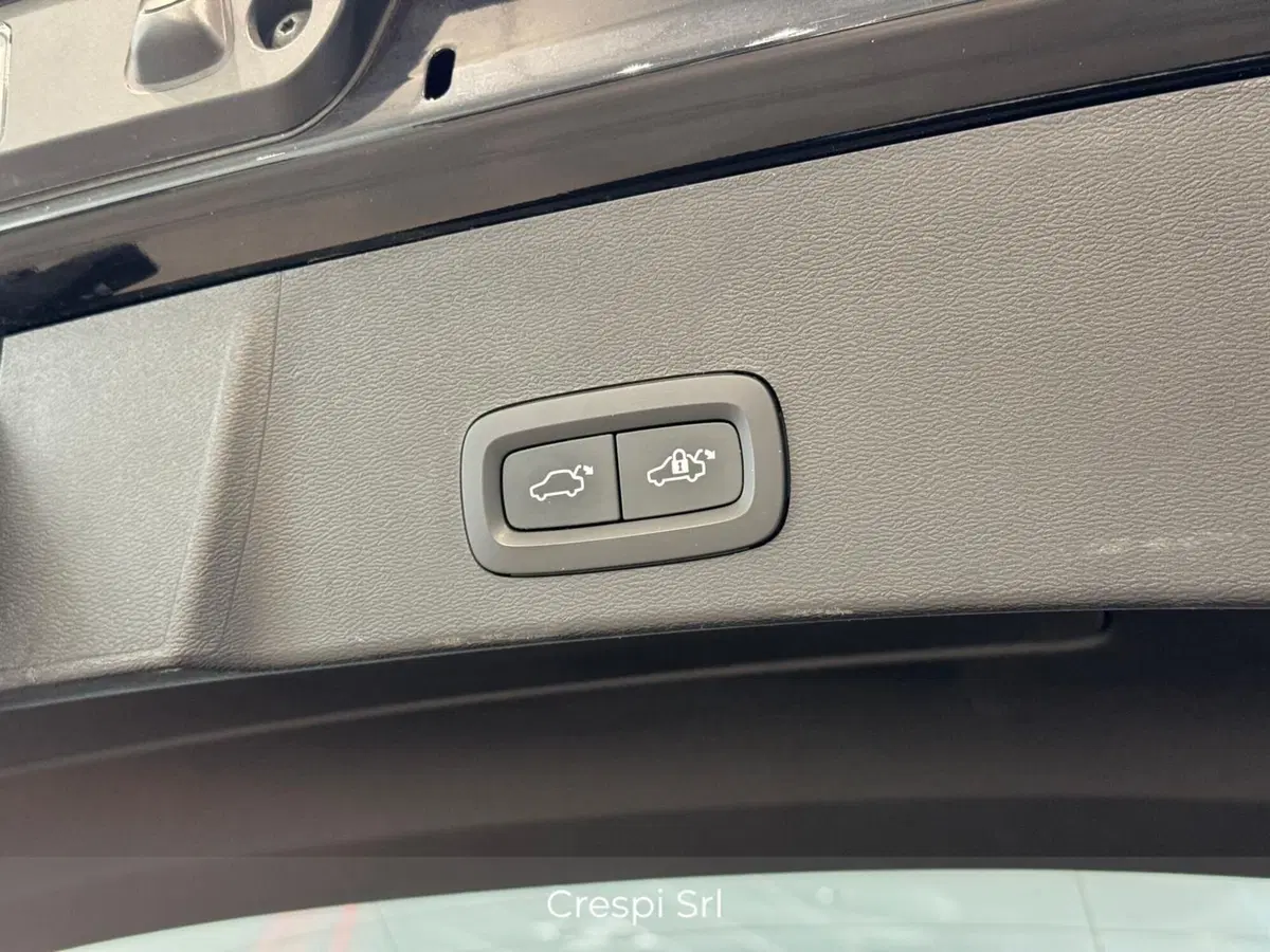 Volvo XC40 usata a Varese (17)