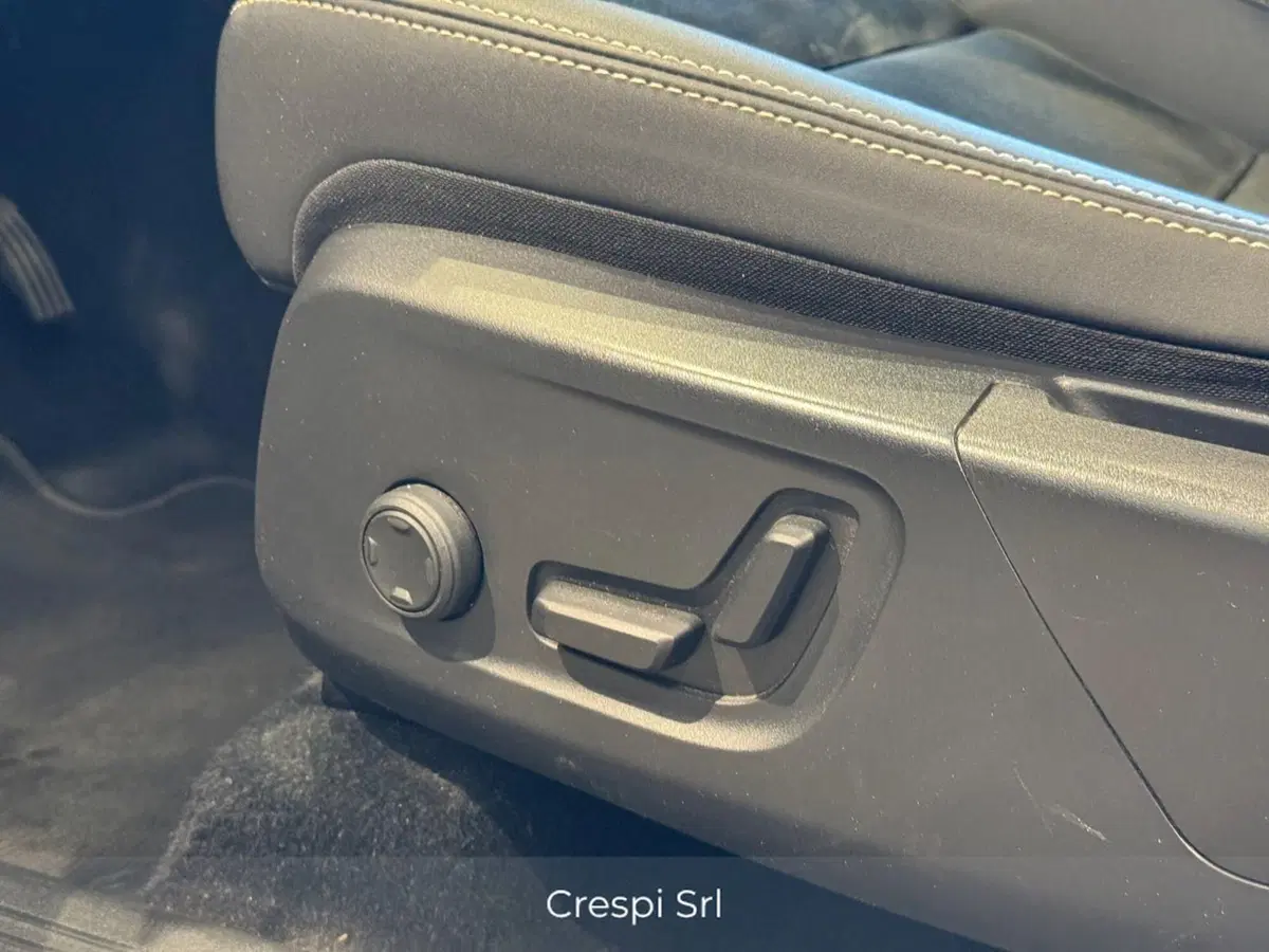 Volvo XC40 usata a Varese (18)