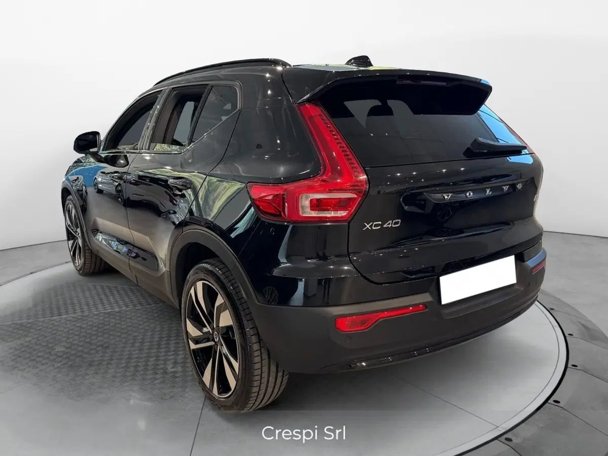 Volvo XC40 usata a Varese (3)