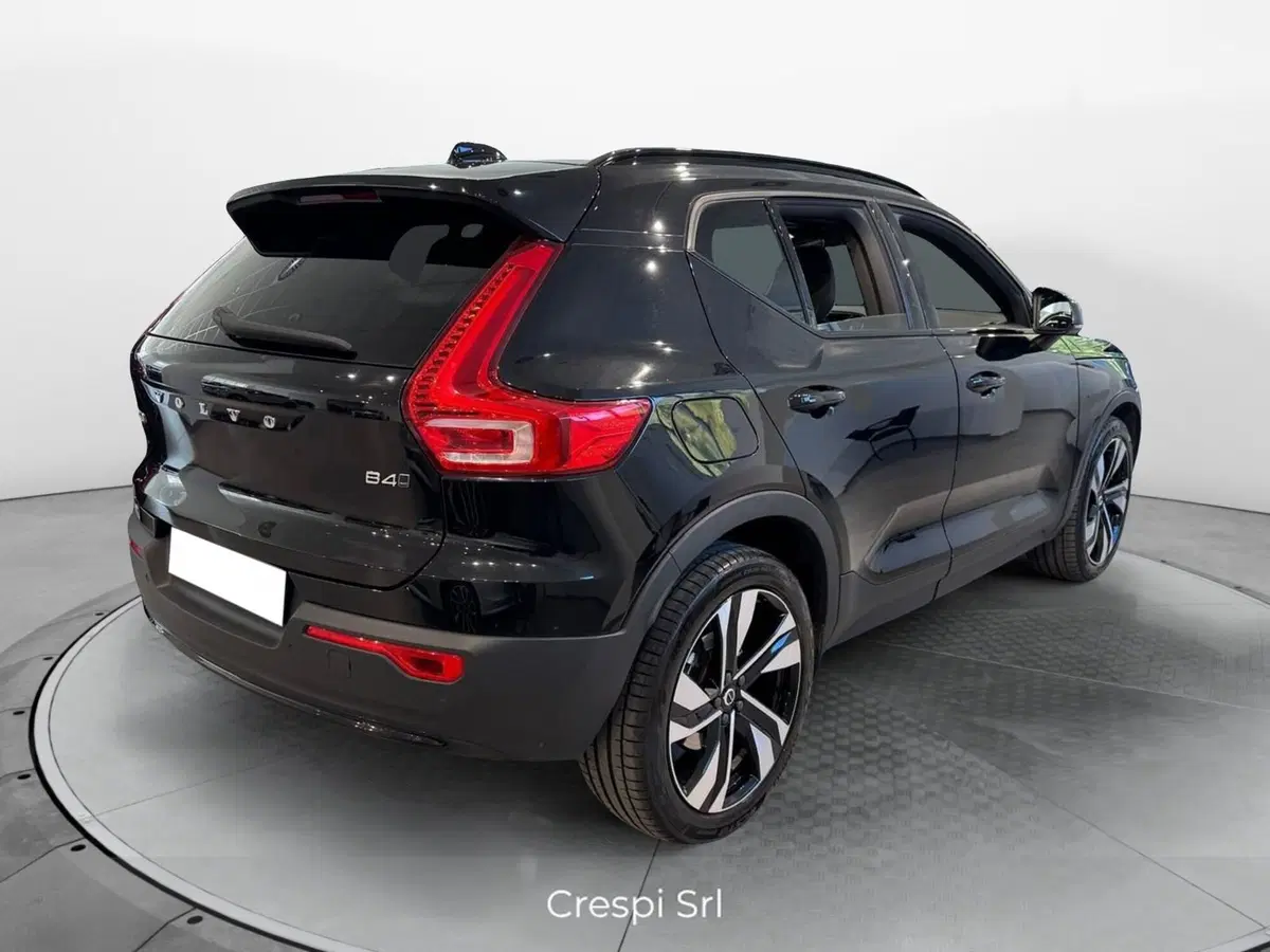 Volvo XC40 usata a Varese (4)