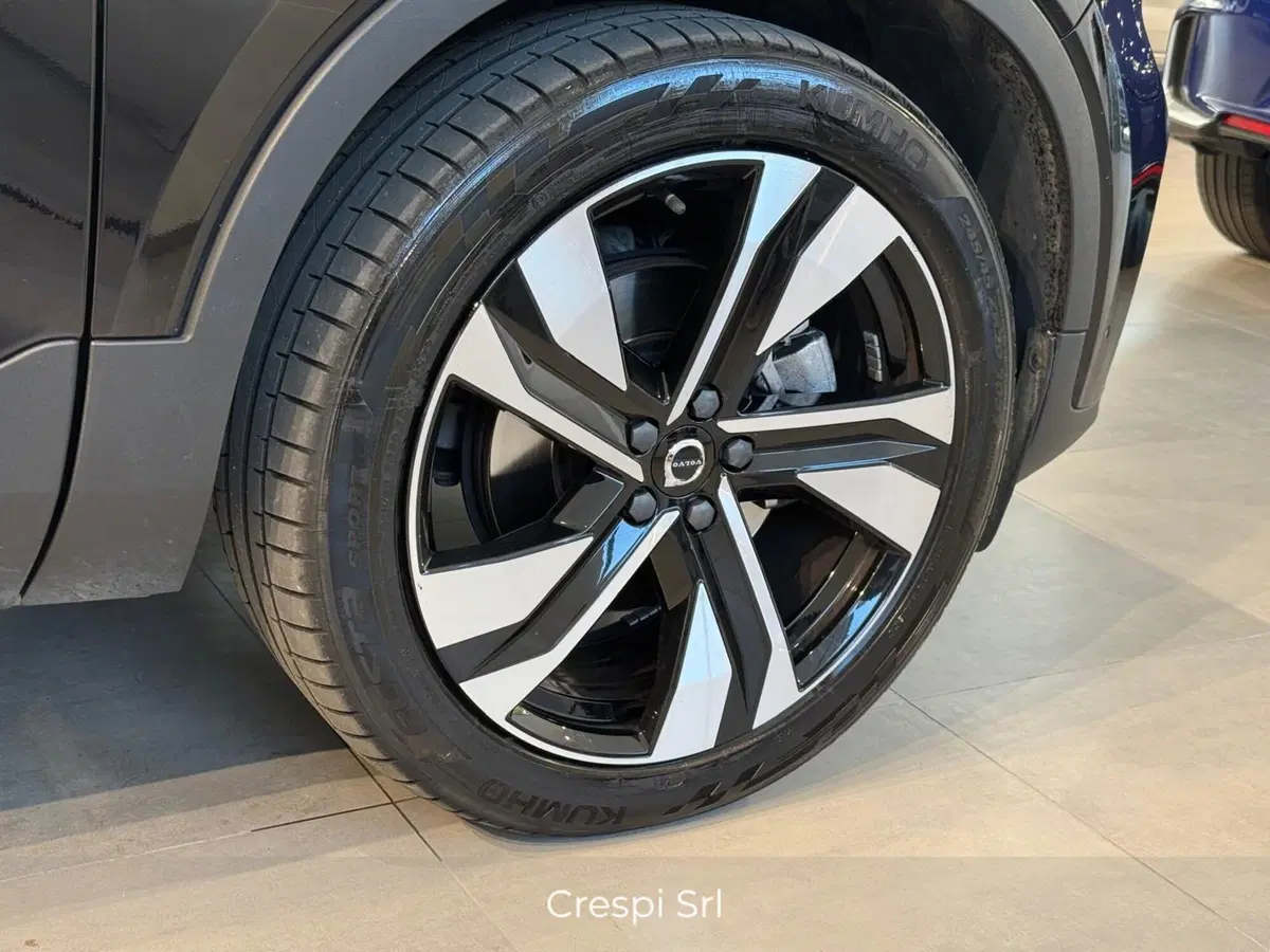 Volvo XC40 usata a Varese (5)