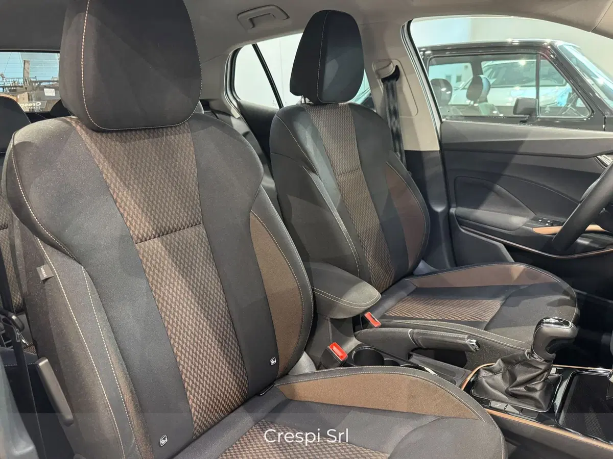 Skoda Fabia usata a Varese (11)