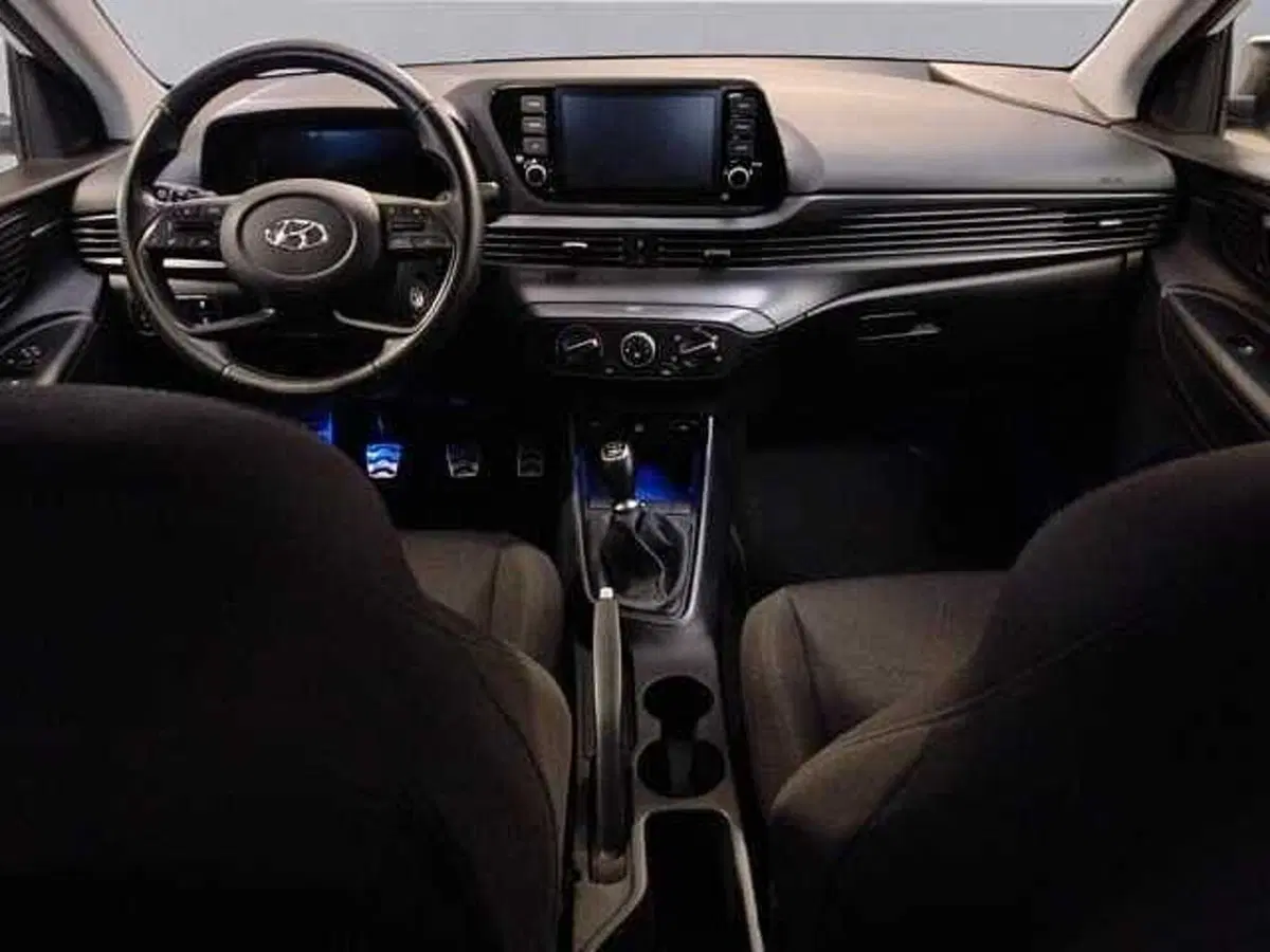 Hyundai Bayon usata a Milano (11)