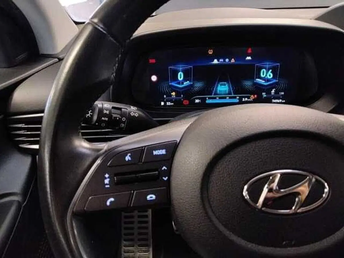 Hyundai Bayon usata a Milano (17)