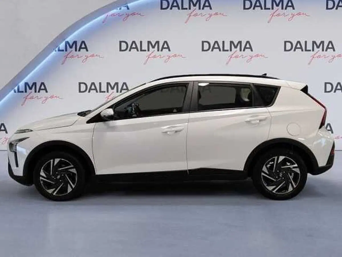 Hyundai Bayon usata a Milano (2)