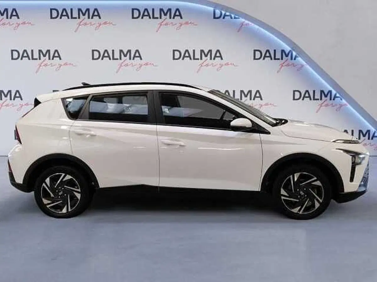 Hyundai Bayon usata a Milano (6)