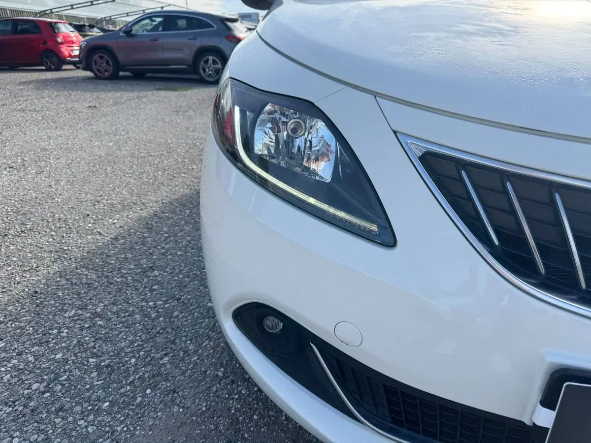 Lancia Ypsilon nuova a Monza e Brianza (14)