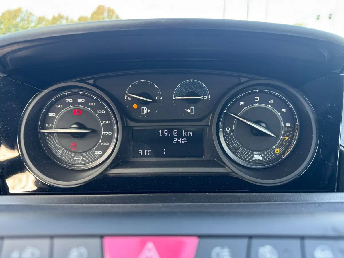 Lancia Ypsilon nuova a Monza e Brianza (8)