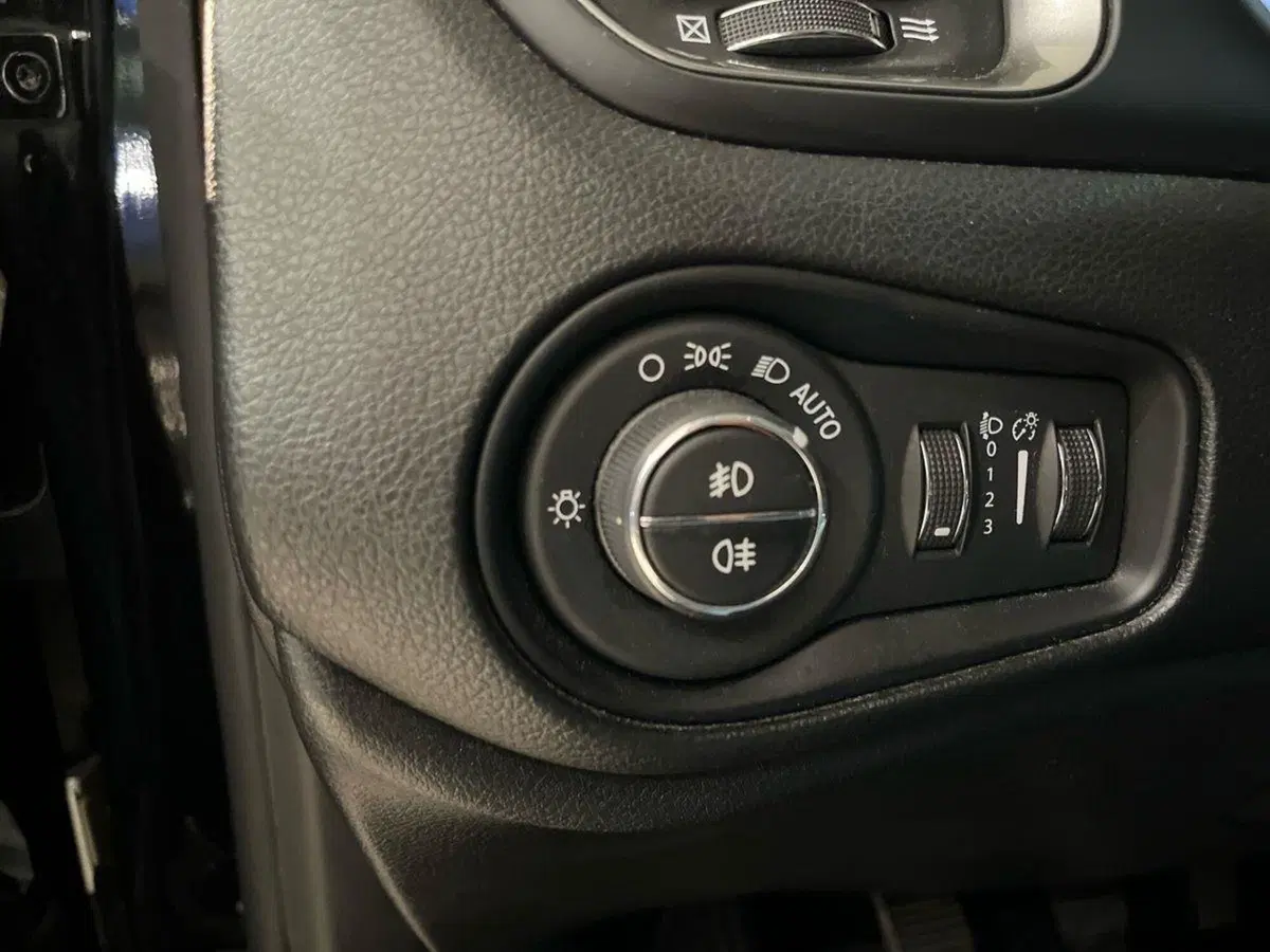 Jeep Renegade usata a Prato (20)