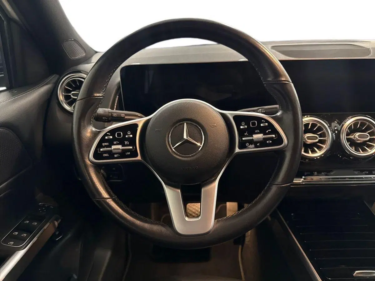 Mercedes-Benz GLB usata a Prato (11)
