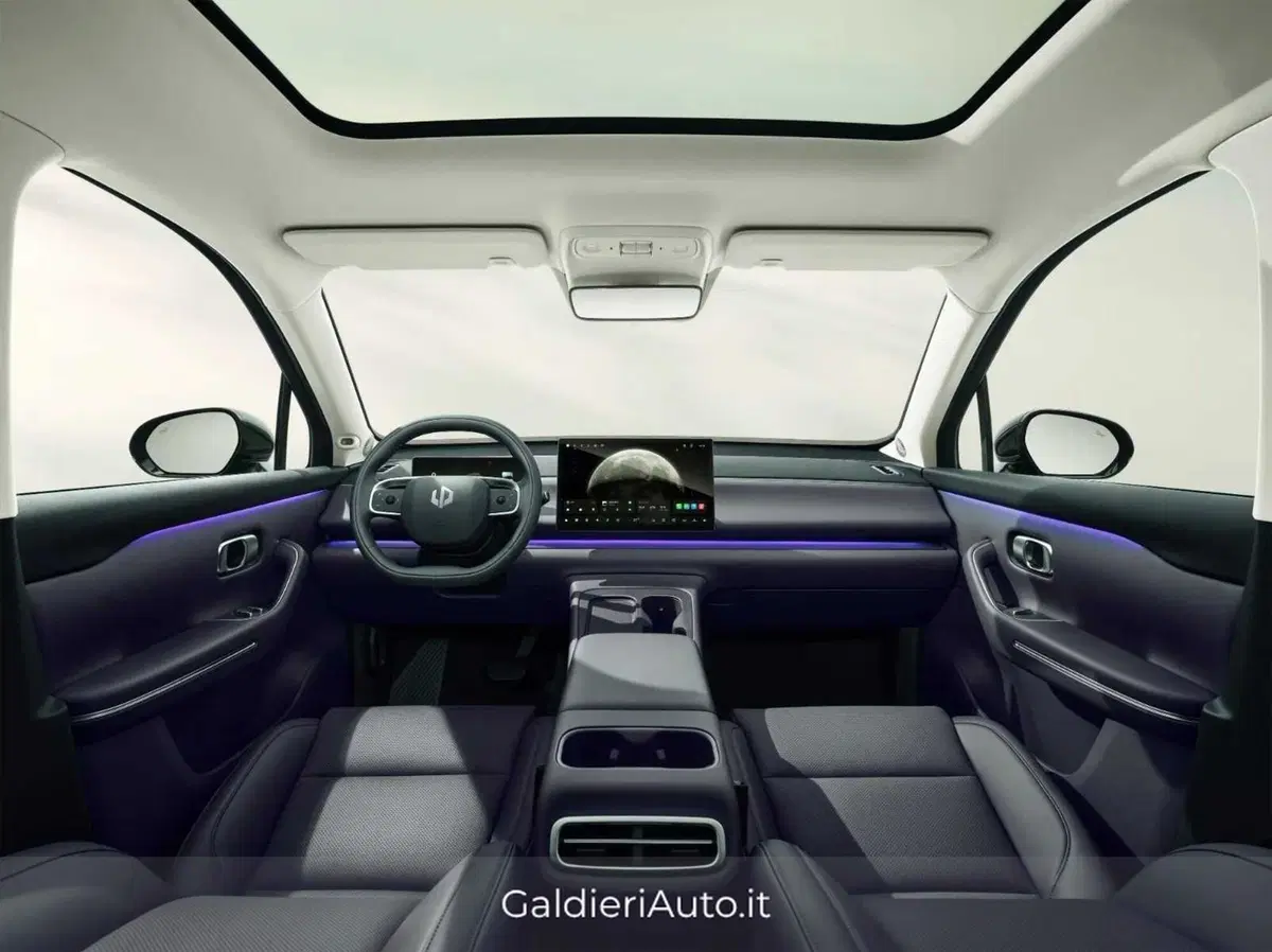 Leapmotor C10 nuova a Salerno (5)