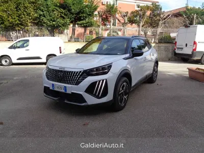 Peugeot 2008 1.2 puretech GT s&s 130cv eat8 del 2024 usata a Fisciano