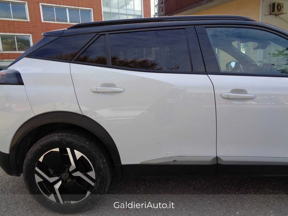 Peugeot 2008 usata a Salerno (17)