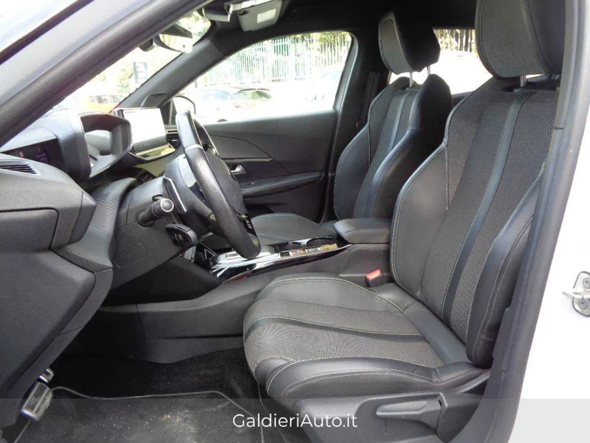 Peugeot 2008 usata a Salerno (6)