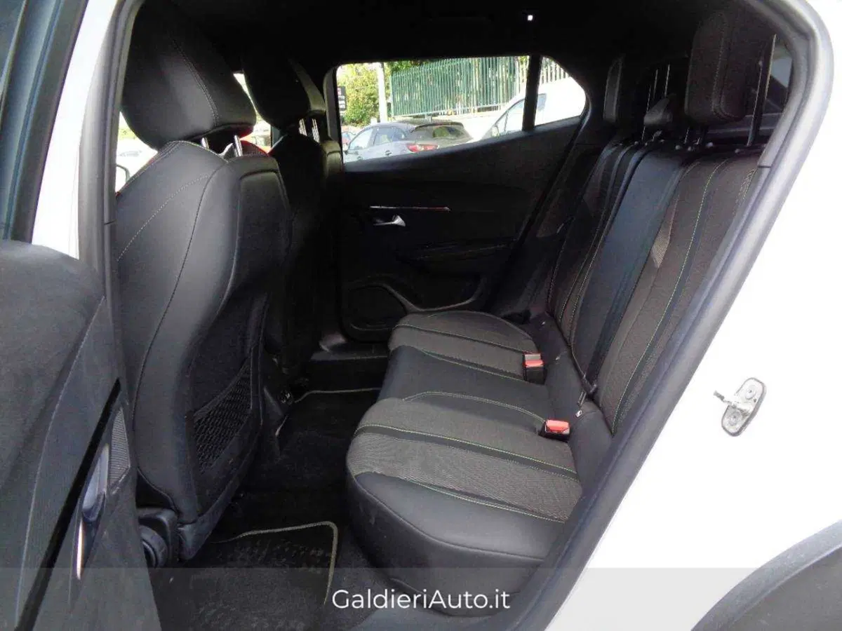 Peugeot 2008 usata a Salerno (7)