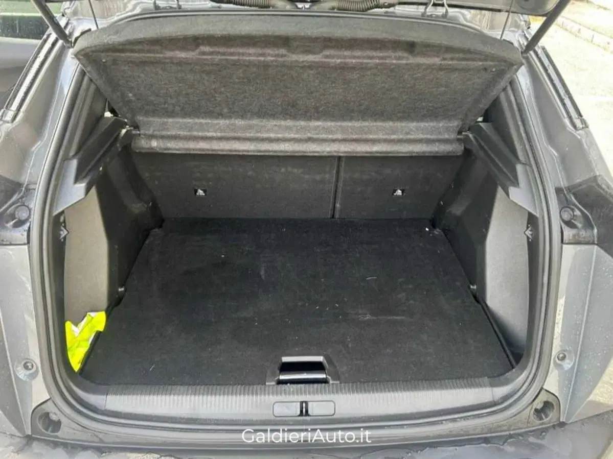 Peugeot 2008 usata a Salerno (17)