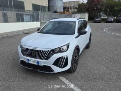 Peugeot 2008 BlueHDi 130 S&S EAT8 Allure del 2024 usata a Fisciano