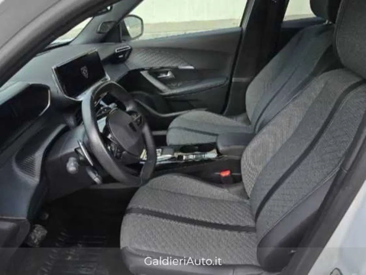 Peugeot 2008 usata a Salerno (8)