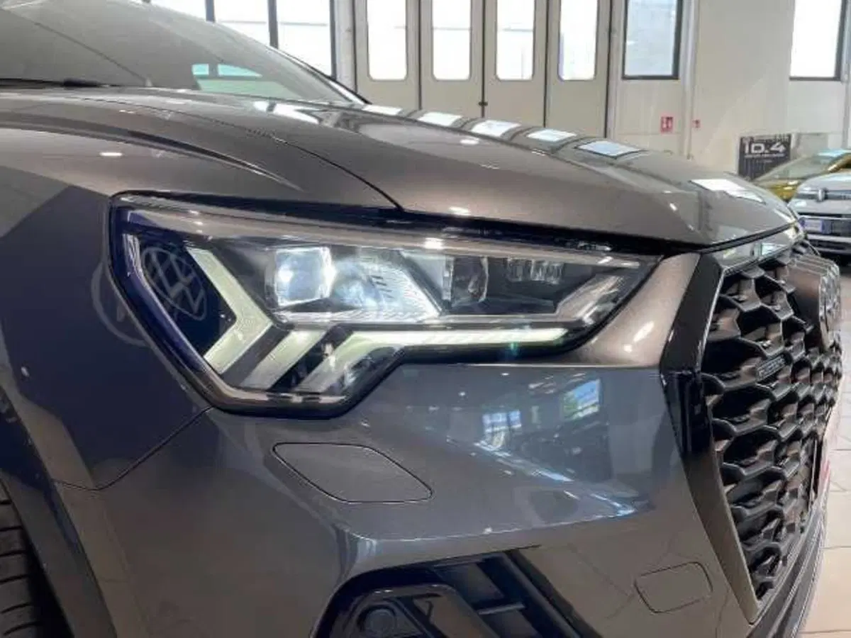 Audi Q3 Sportback usata a Pistoia (6)