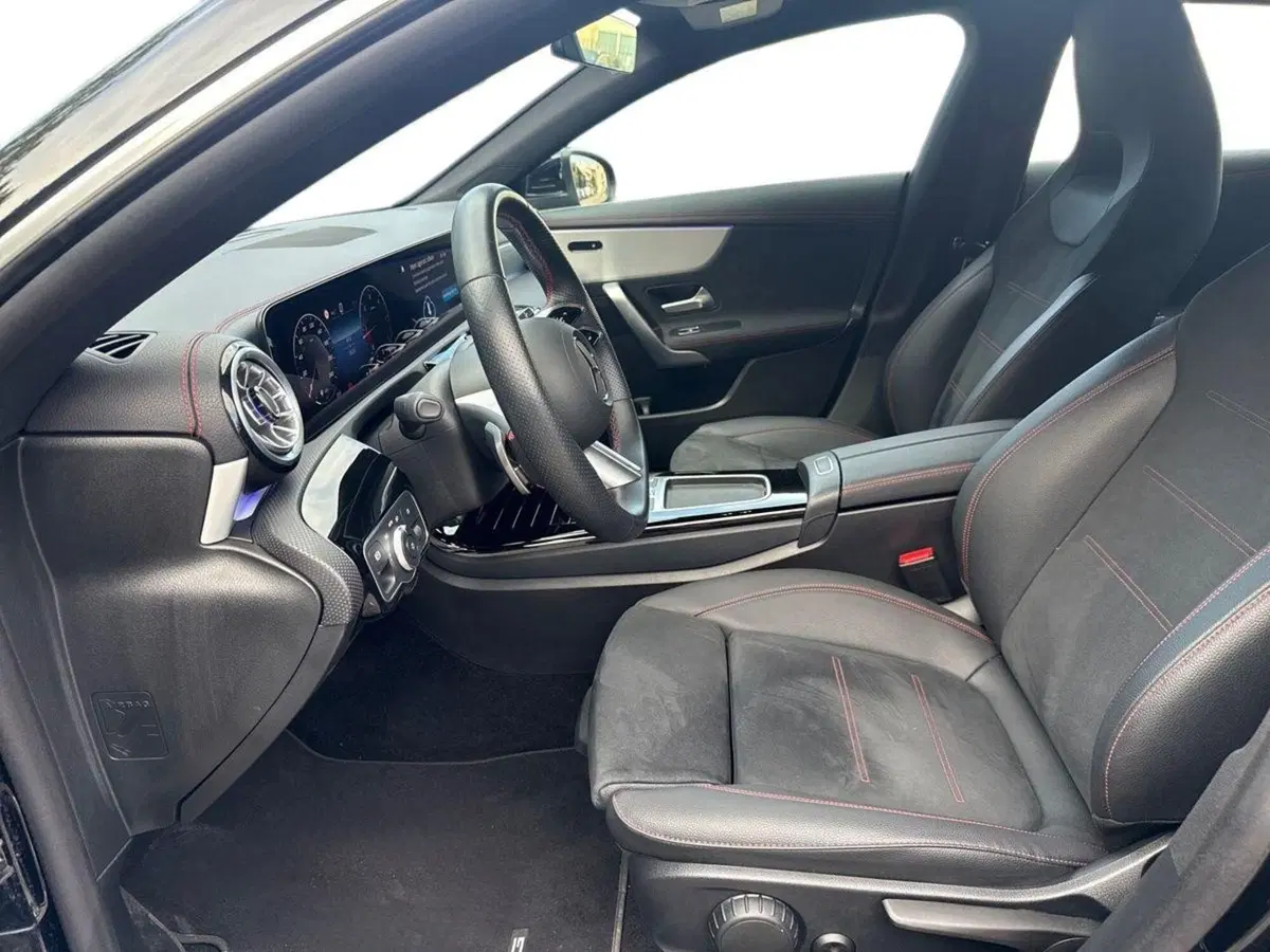 Mercedes-Benz CLA Shooting Brake usata a Firenze (10)