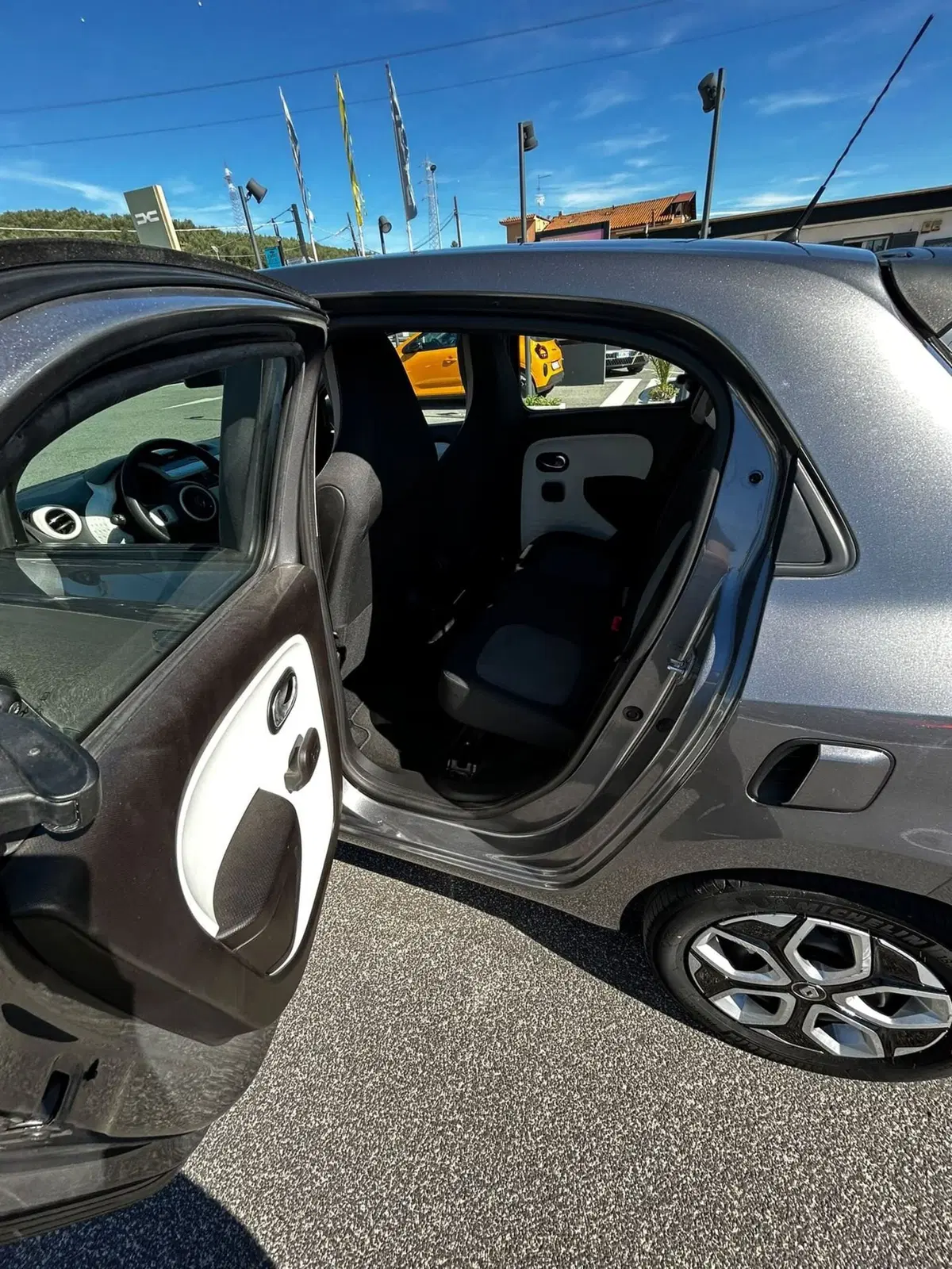 Renault Twingo usata a Roma (4)