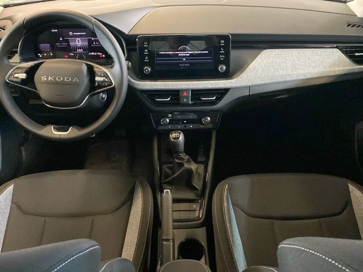 Skoda Kamiq nuova a Reggio Calabria (10)