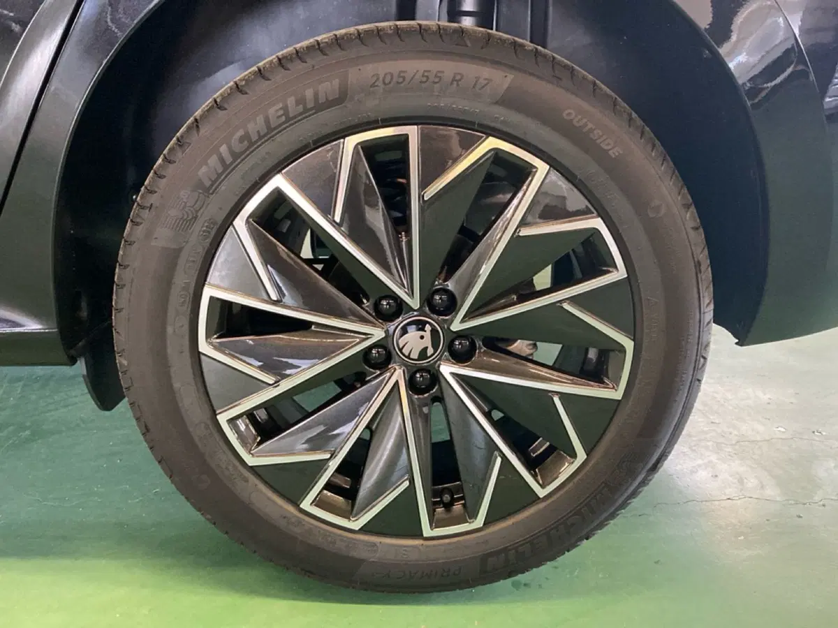 Skoda Kamiq nuova a Reggio Calabria (9)
