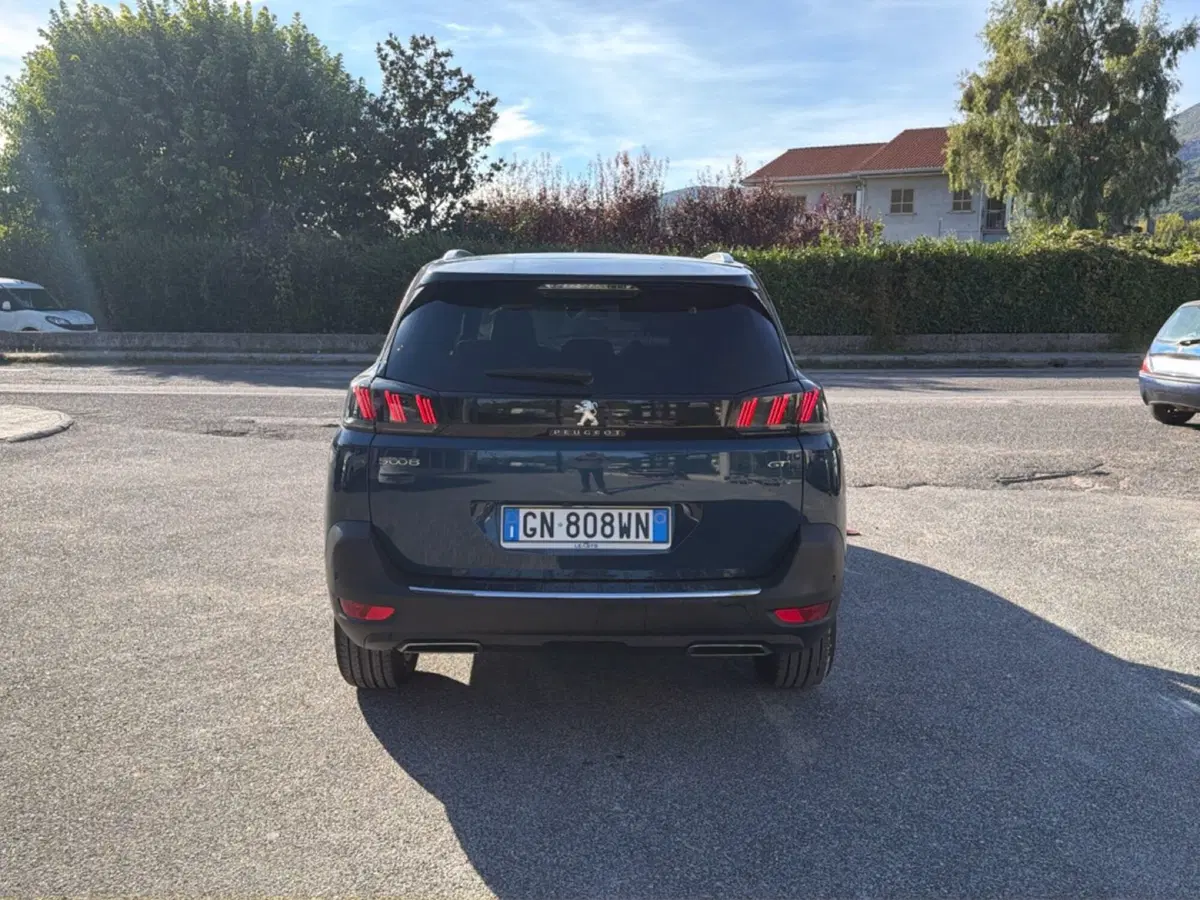 Peugeot 5008 usata a Frosinone (4)