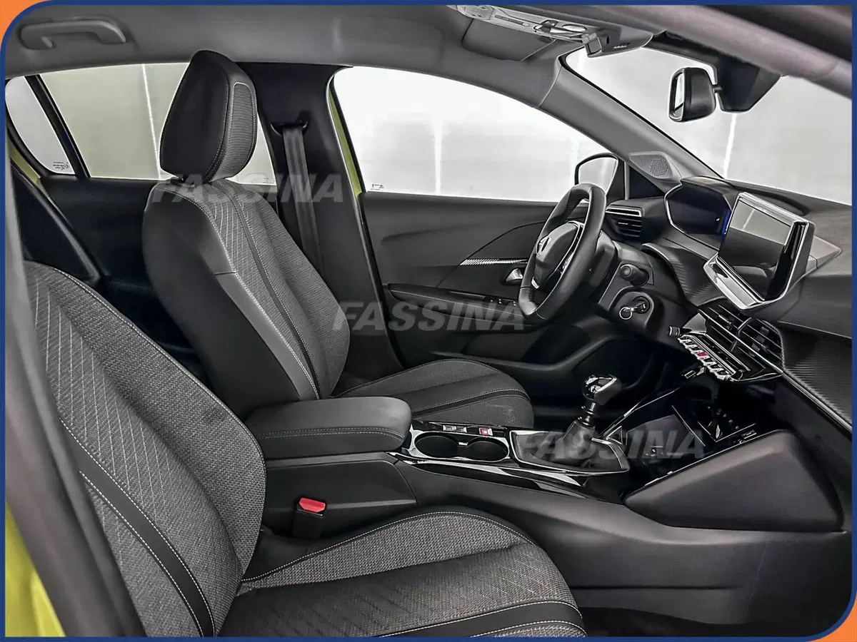 Peugeot 208 usata a Milano (14)